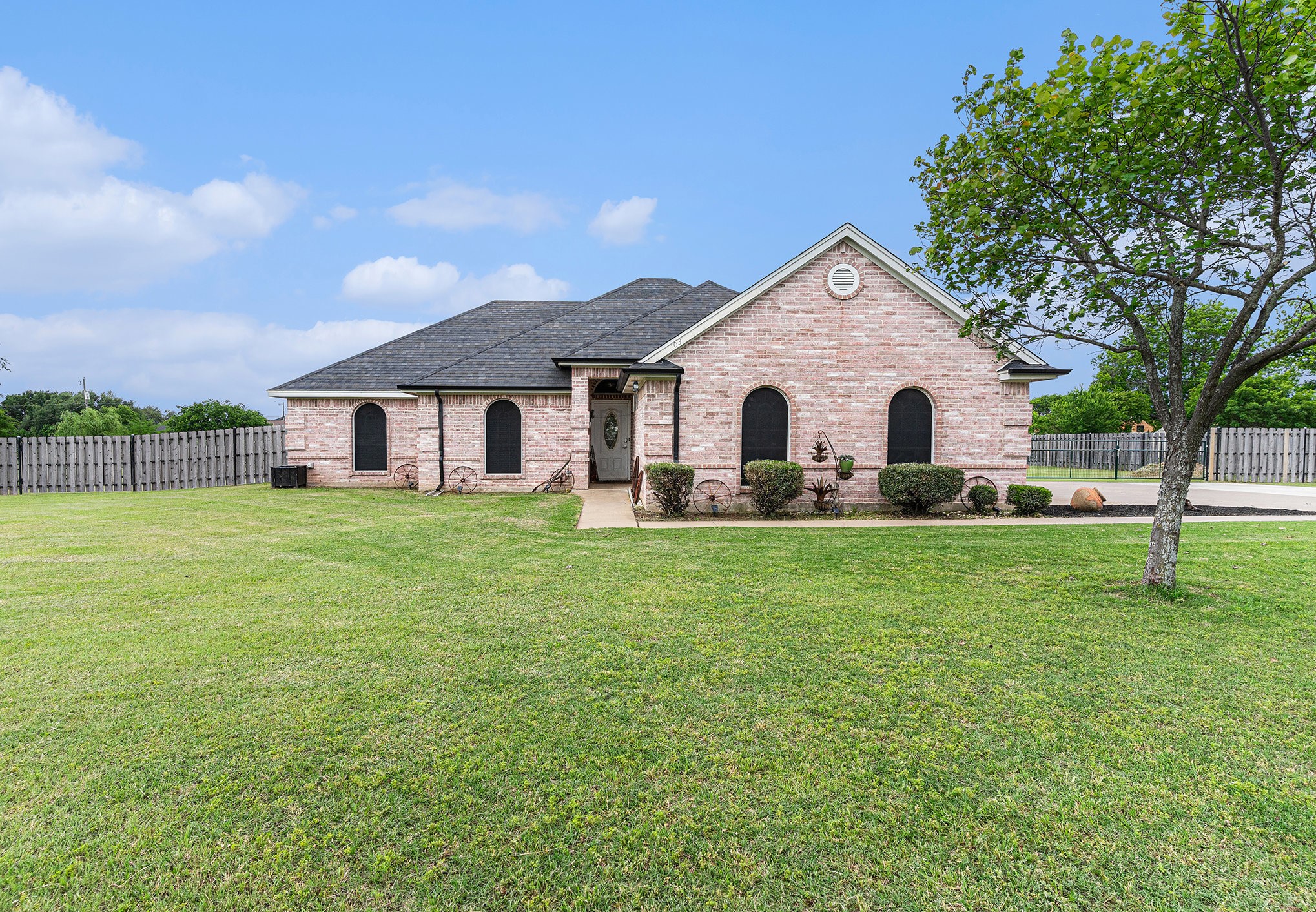 303 Valley View Court Rio Vista TX 76093