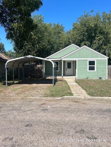 203 Graves Street Whitesboro TX 76273