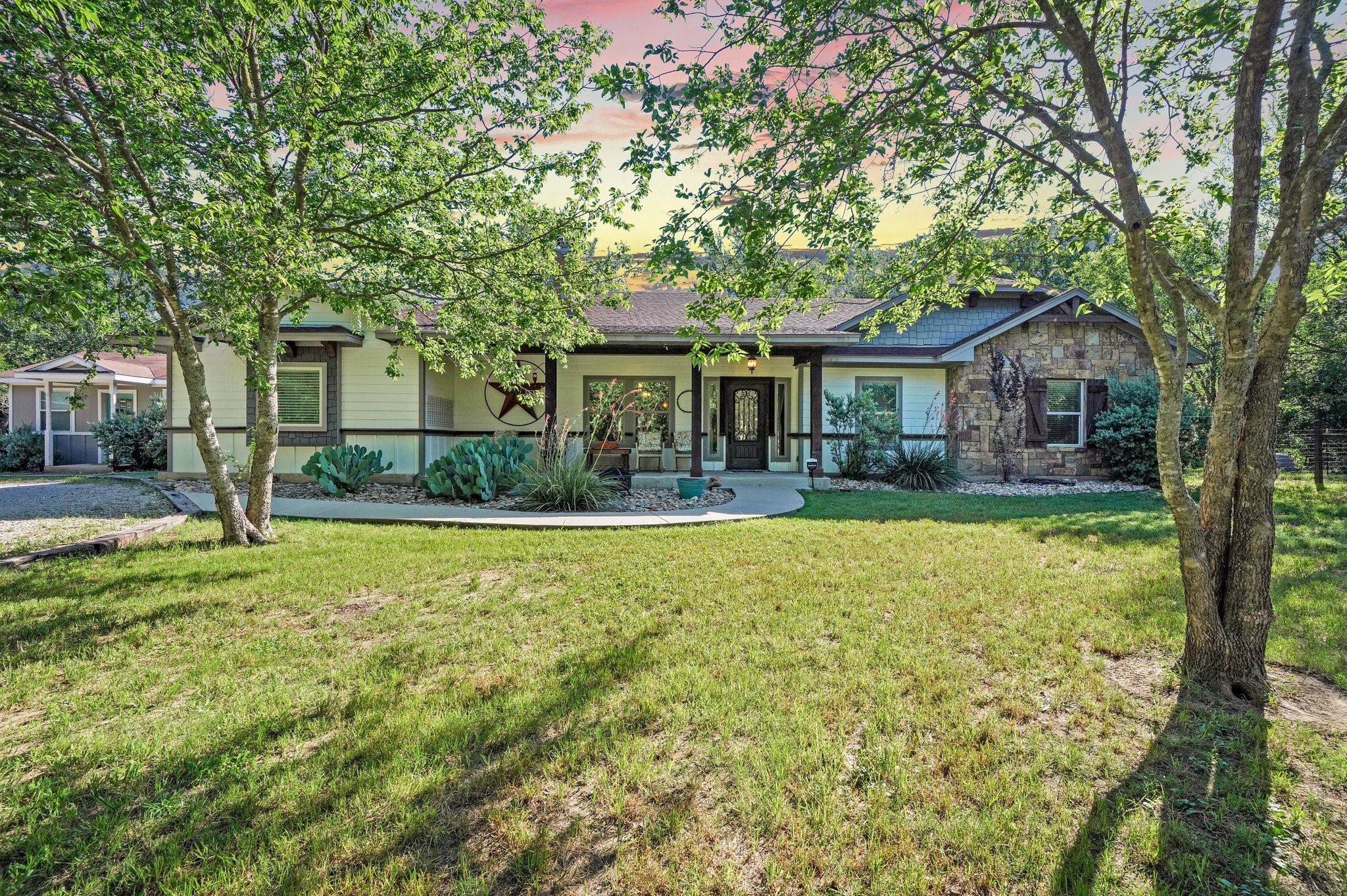 700 Green Tree Drive Weatherford TX 76087