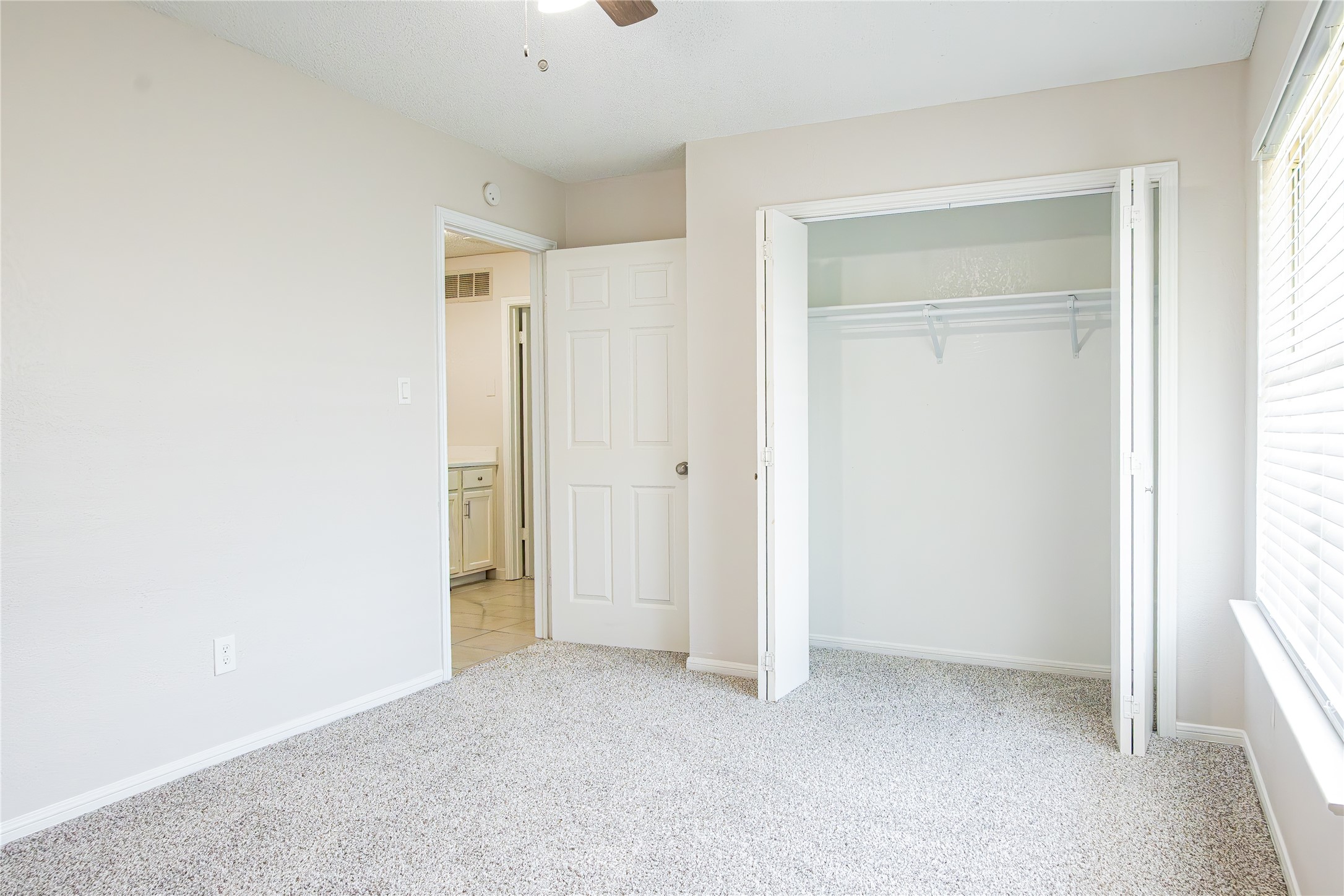 2558 Slaton Drive Grand Prairie TX 75052