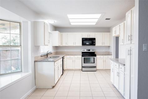 2558 Slaton Drive Grand Prairie TX 75052