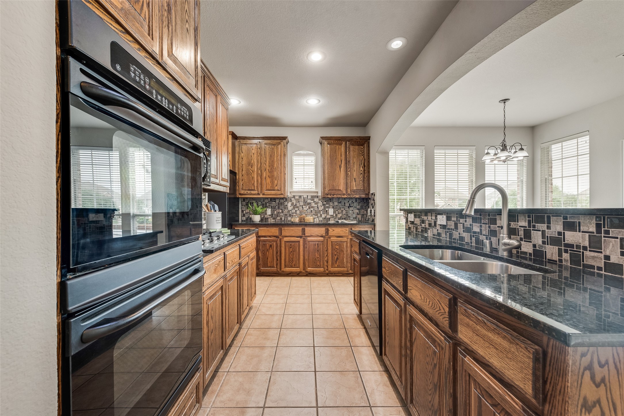 6524 Briar Lake Trail Sachse TX 75048