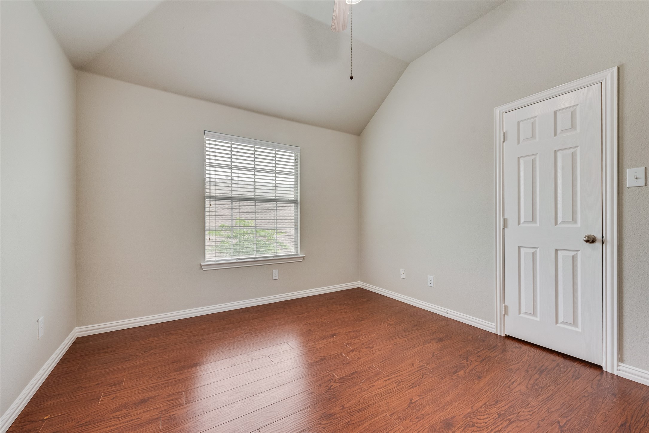 6524 Briar Lake Trail Sachse TX 75048