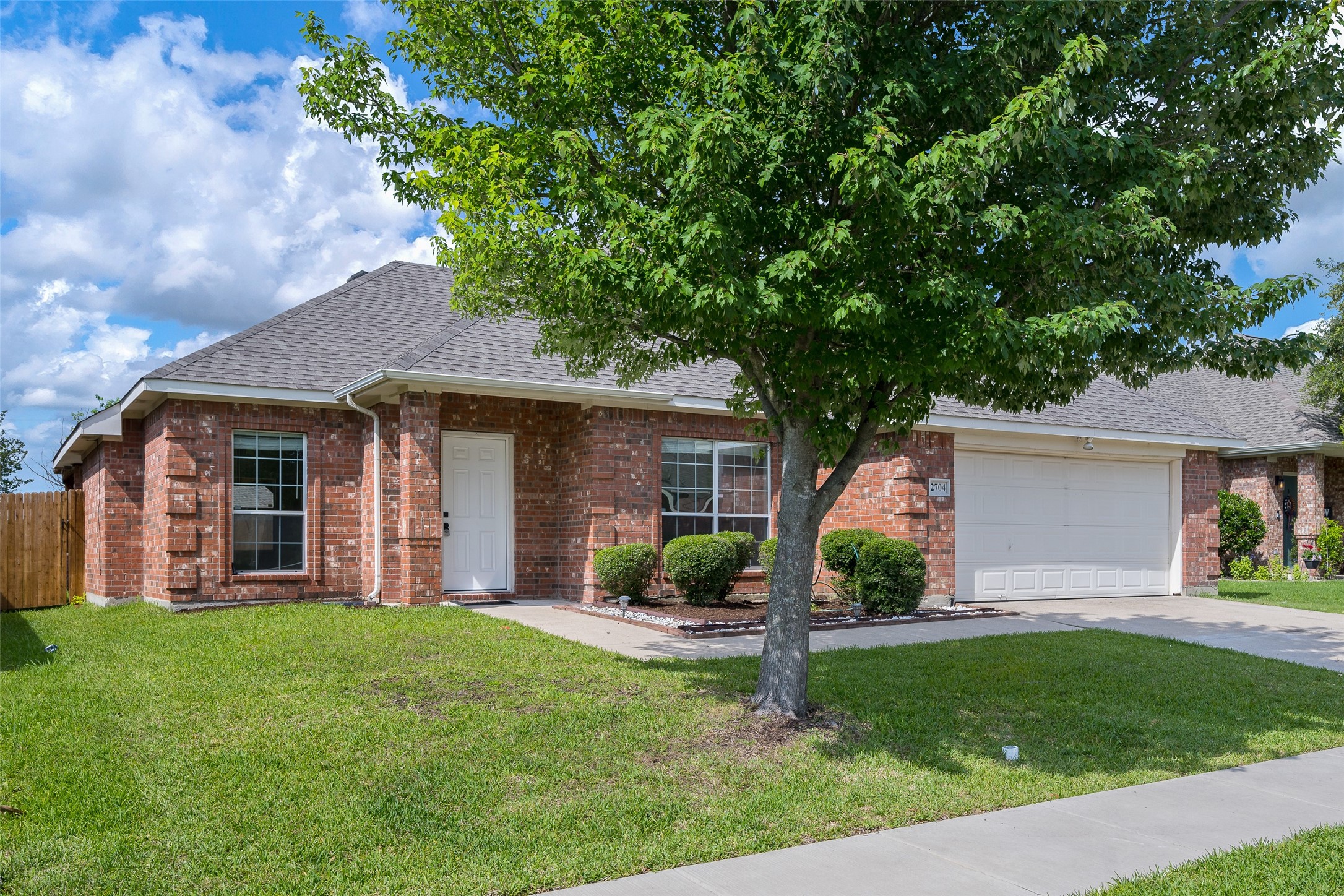 2704 Pennington Drive Sachse TX 75048
