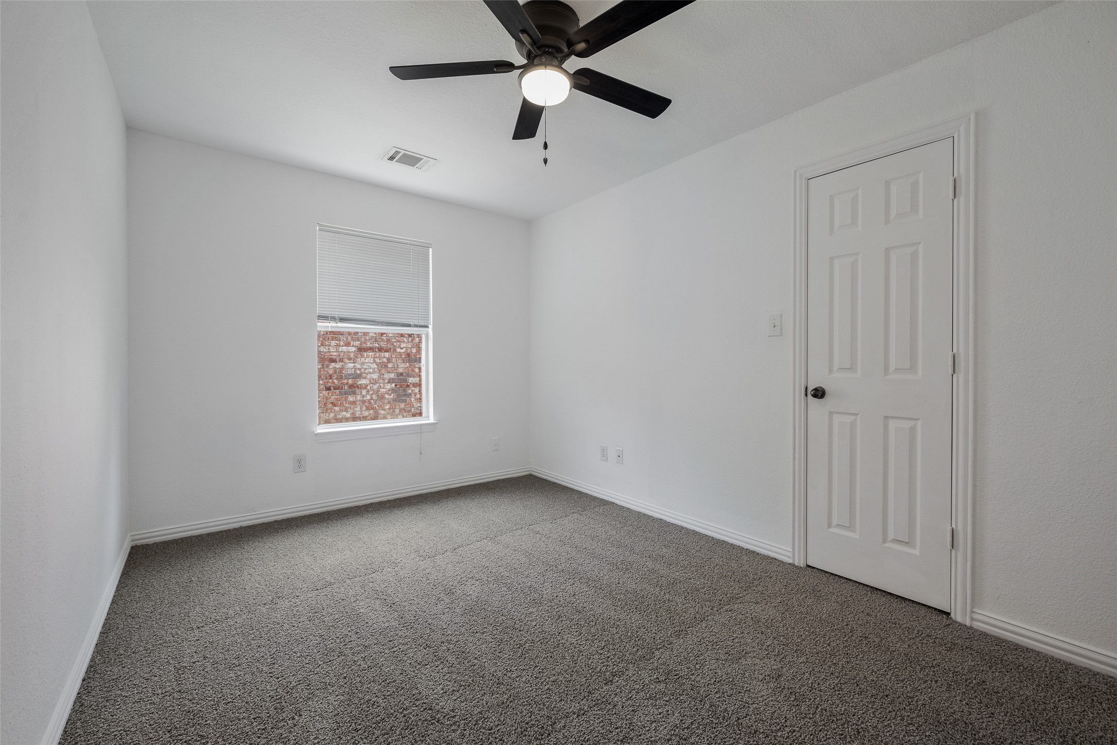 2704 Pennington Drive Sachse TX 75048