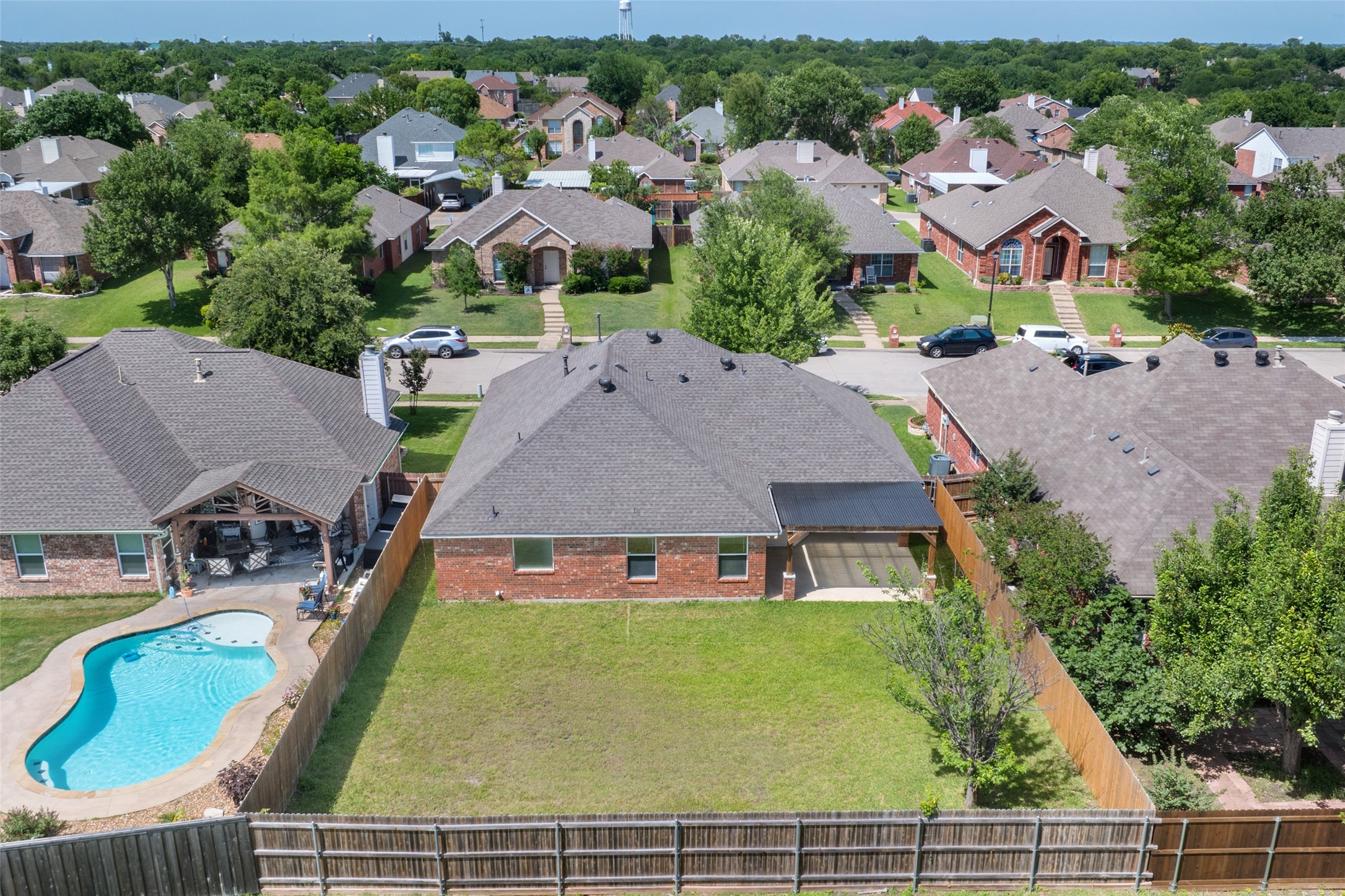 2704 Pennington Drive Sachse TX 75048