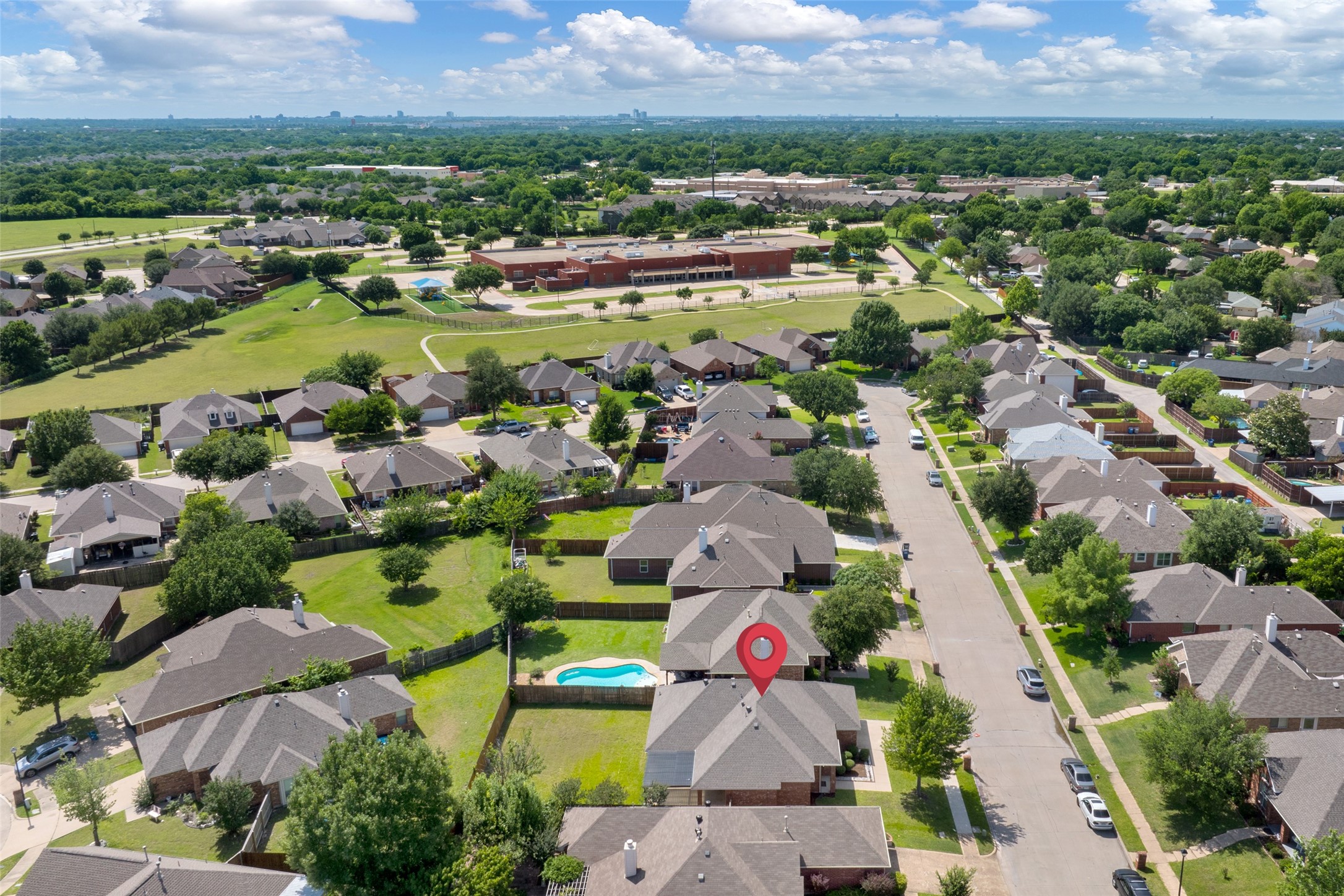 2704 Pennington Drive Sachse TX 75048