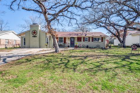 712 Paula Street Kennedale TX 76060