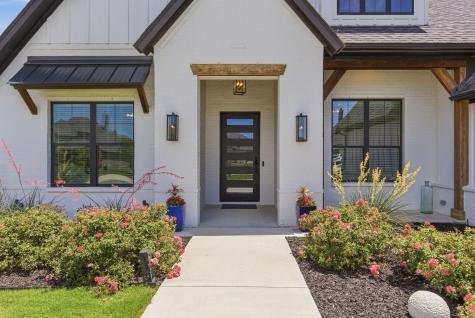 8880 Hidden Pond Street Justin TX 76247