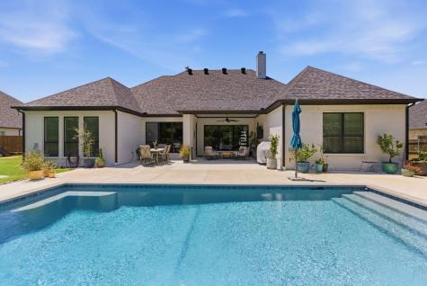 8880 Hidden Pond Street Justin TX 76247