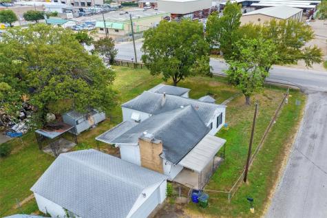 2402 S Peachtree Road Balch Springs TX 75180