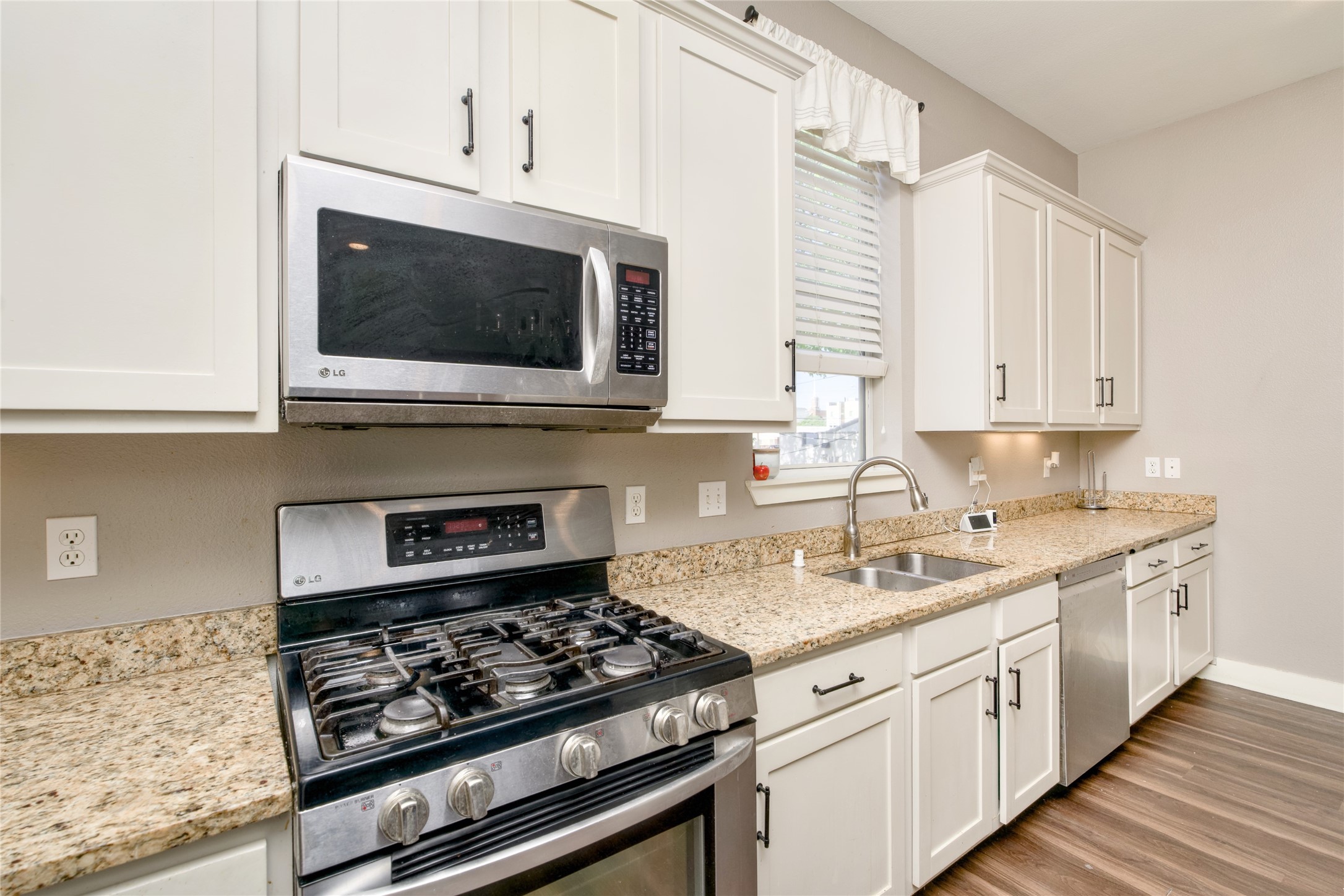 1604 Jensen Court Dallas TX 75204