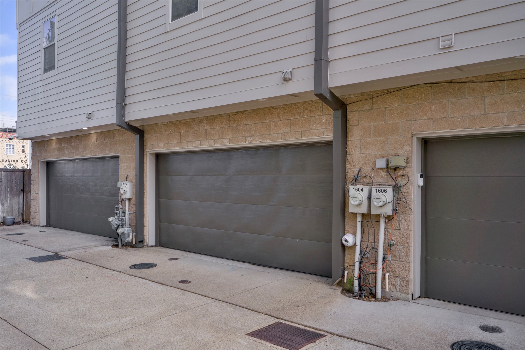 1604 Jensen Court Dallas TX 75204