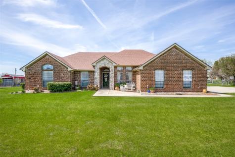180 Saddlebrook Court Rhome TX 76078