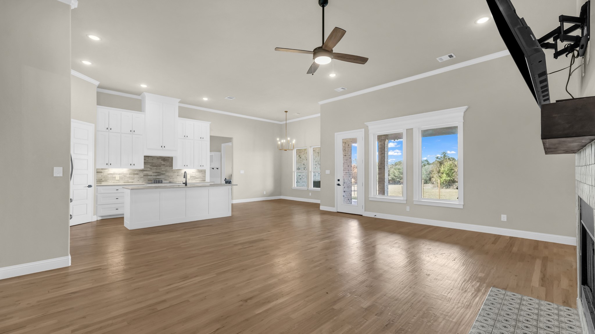 121 Dubois Road Poolville TX 76487