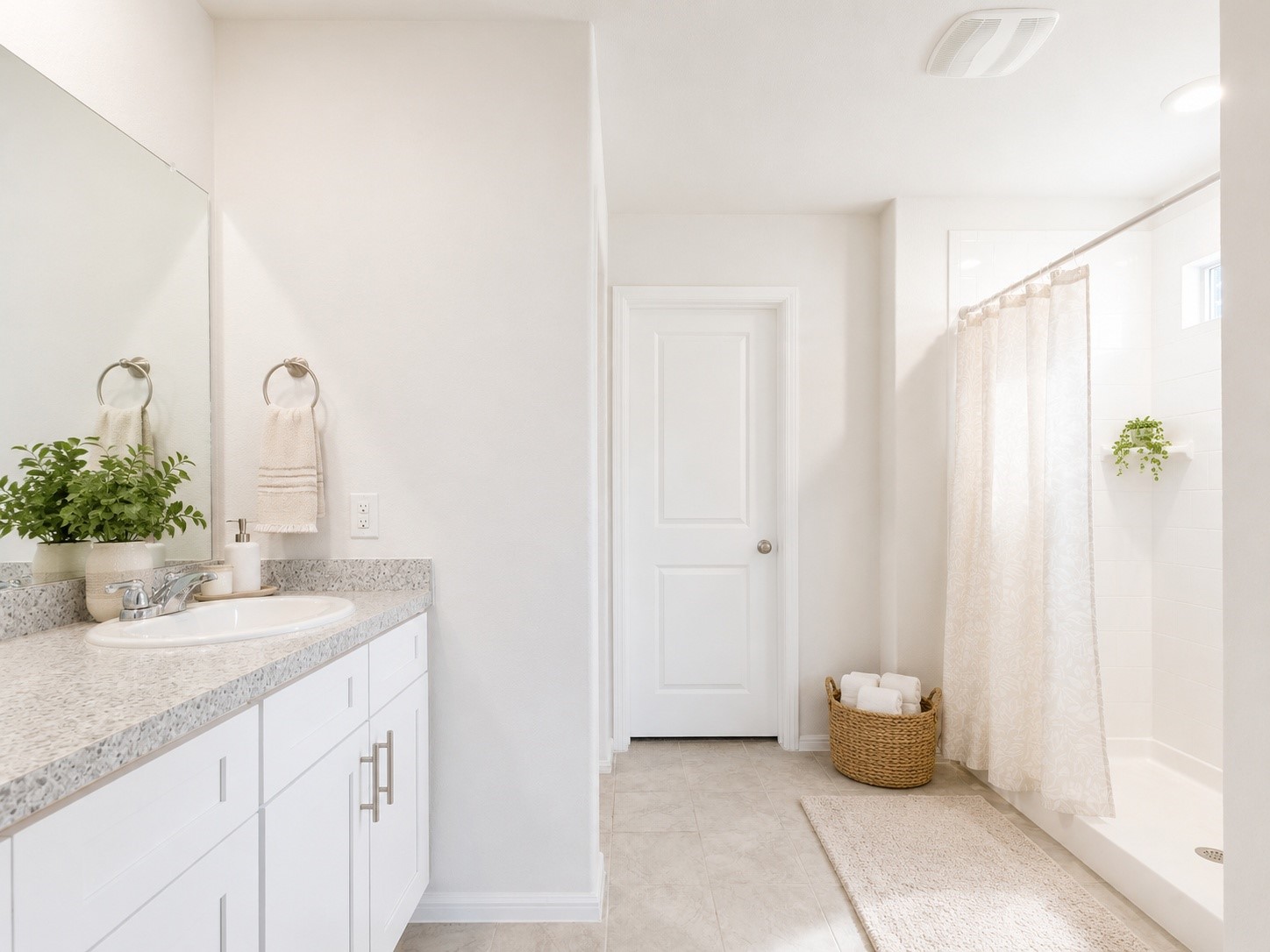 220 Abingdon Street Azle TX 76020