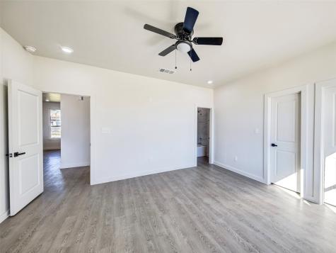 170 Half Moon Way Runaway Bay TX 76426