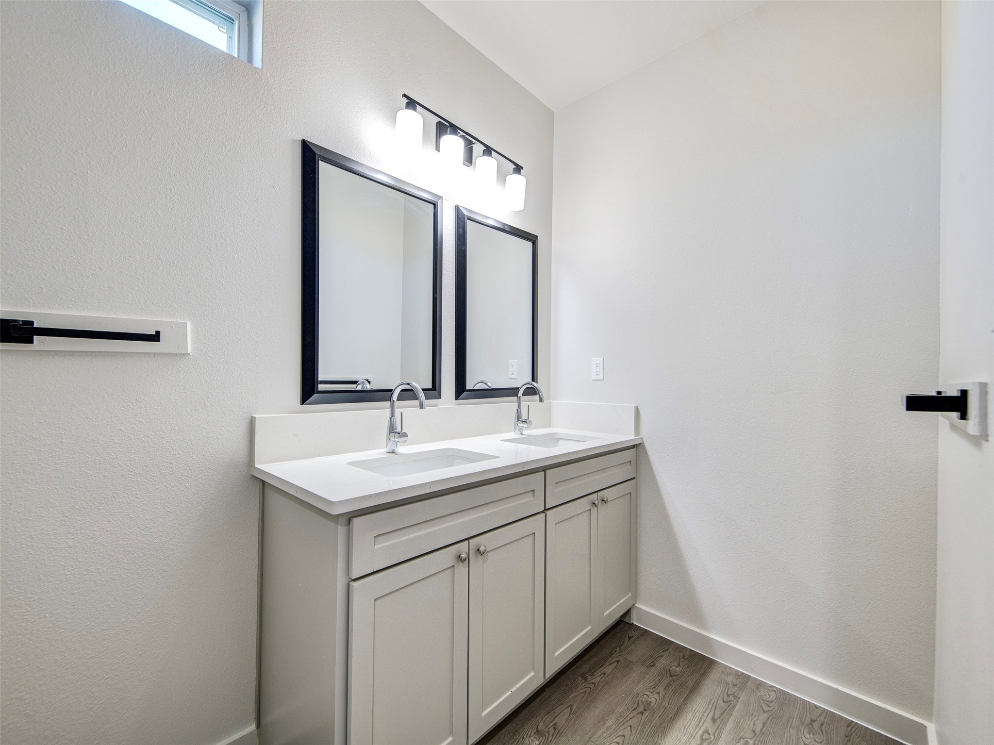 170 Half Moon Way Runaway Bay TX 76426
