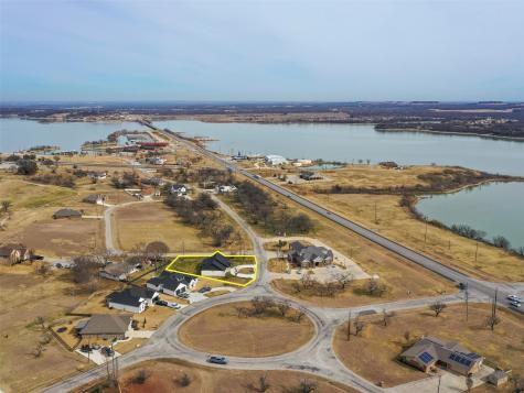 170 Half Moon Way Runaway Bay TX 76426
