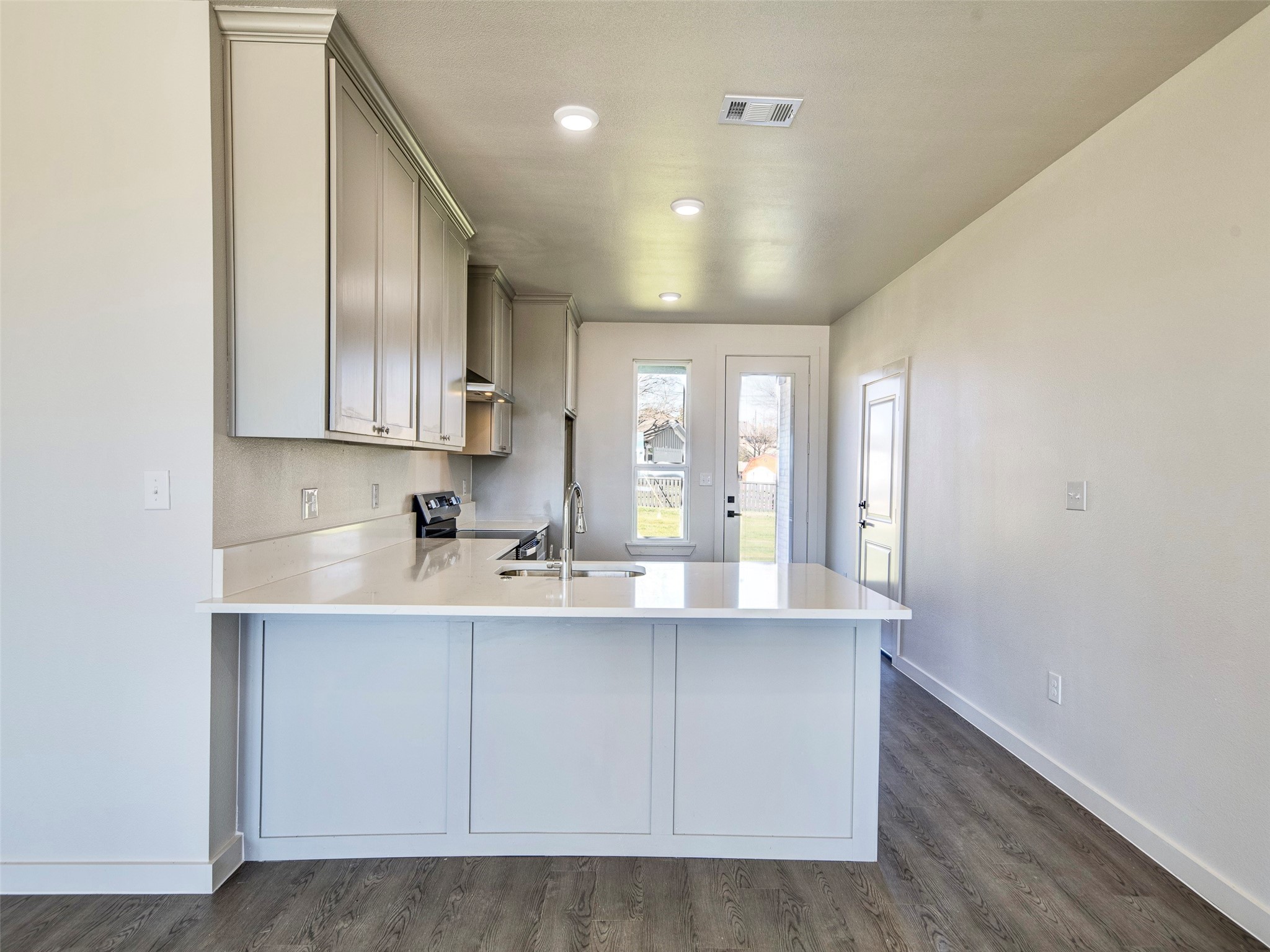 170 Half Moon Way Runaway Bay TX 76426