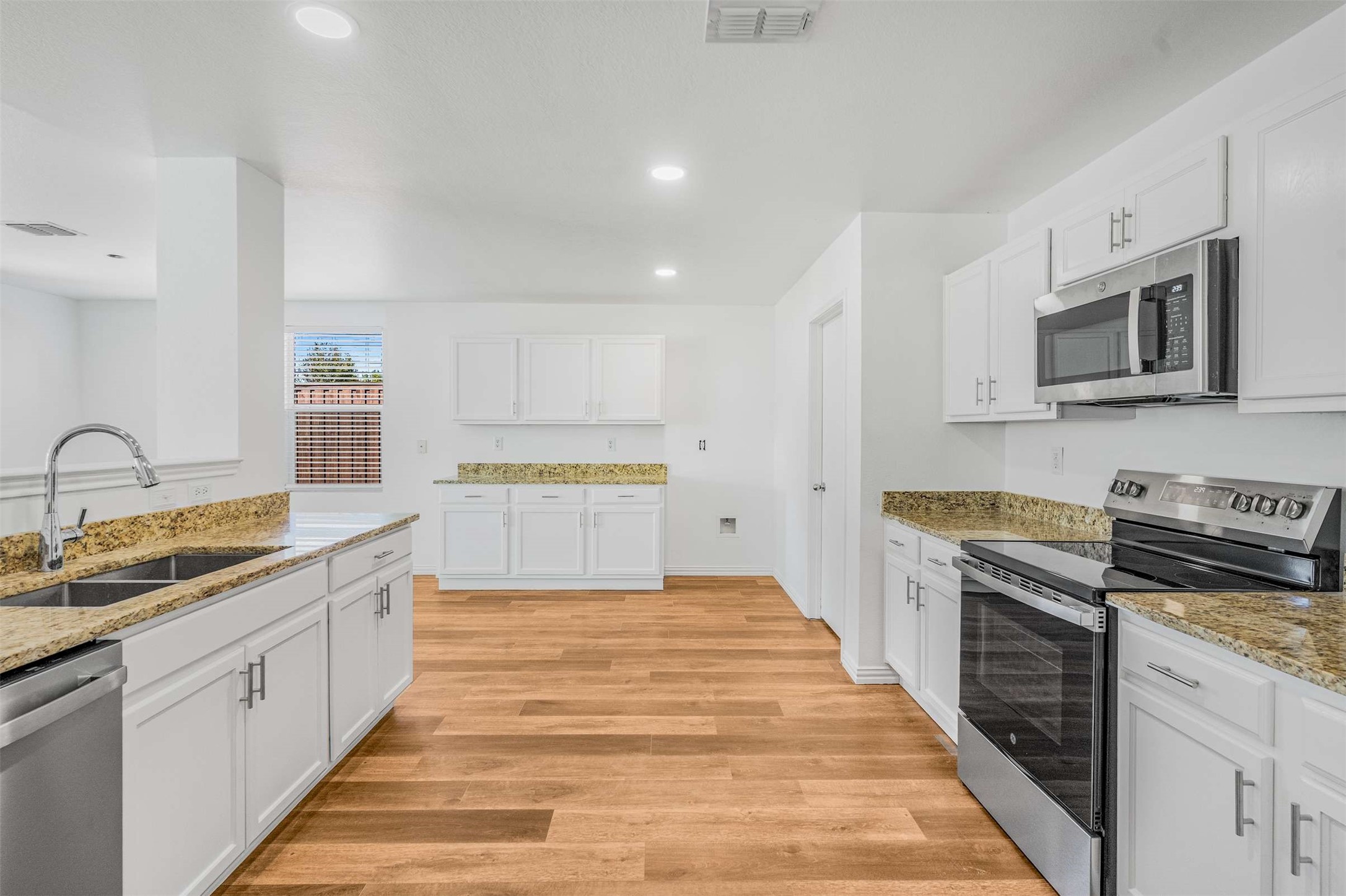 2905 Meadow Bluff Drive Wylie TX 75098