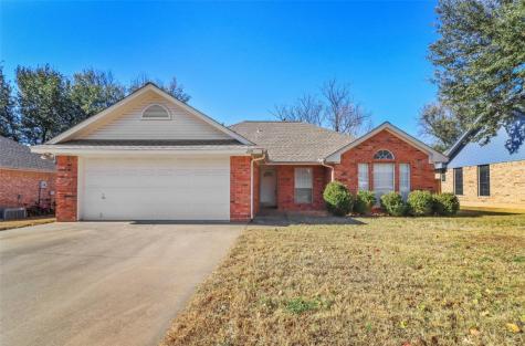 215 Linda Street Aubrey TX 76227