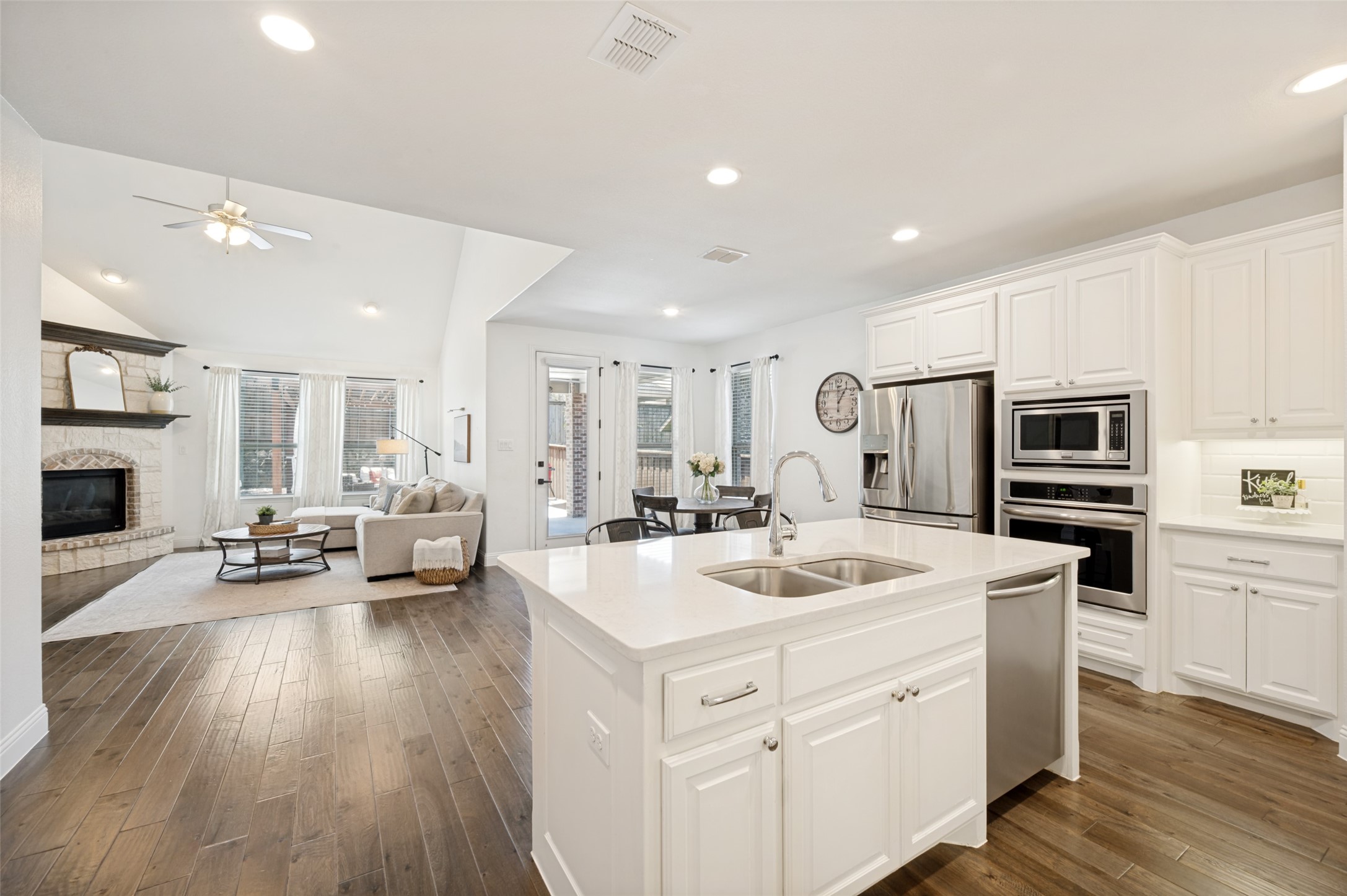 7913 Fossil Creek Trail Mckinney TX 75071