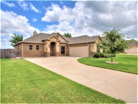 106 Winters Edge Drive Red Oak TX 75154