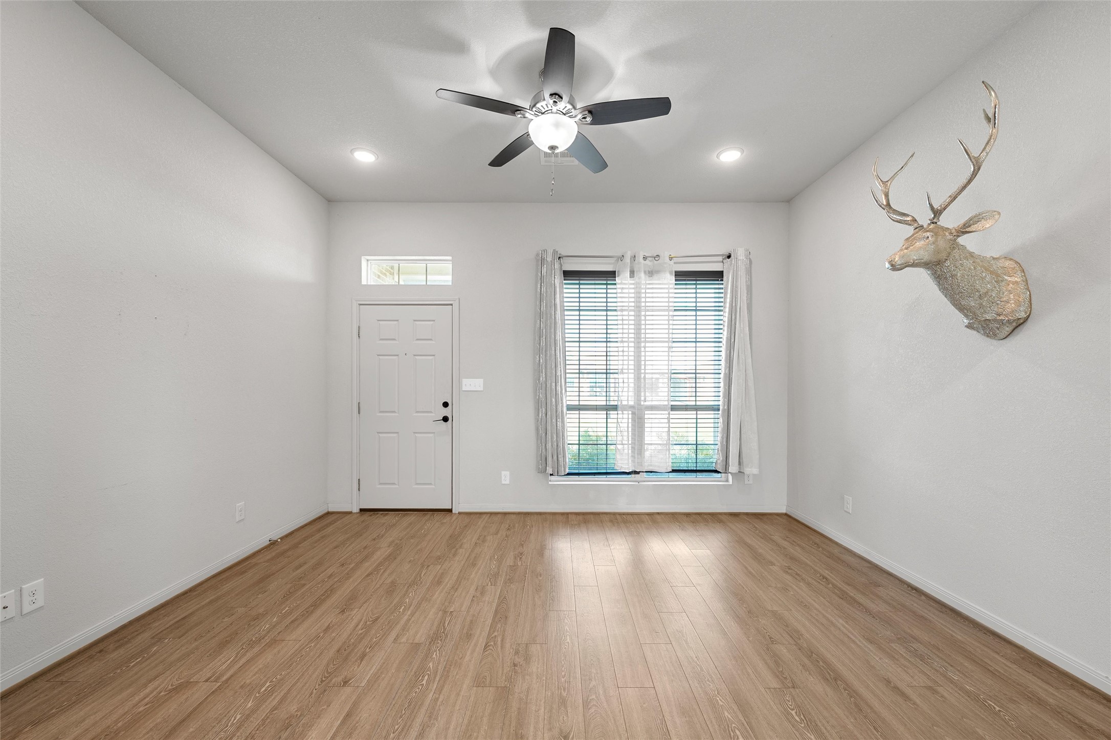 403 Broken Arrow Court Lacy Lakeview TX 76705