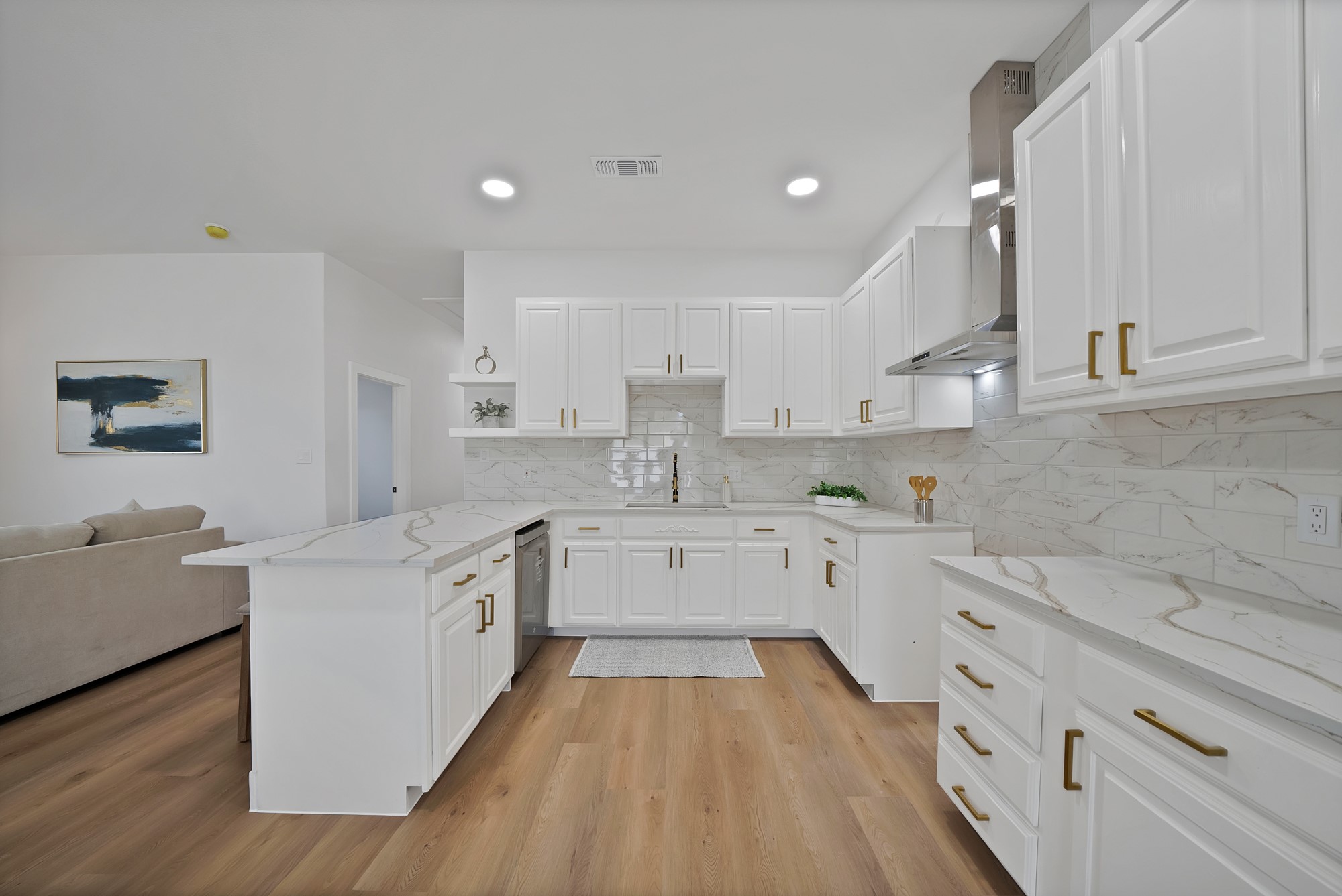 1130 E Hattie Street Fort Worth TX 76104