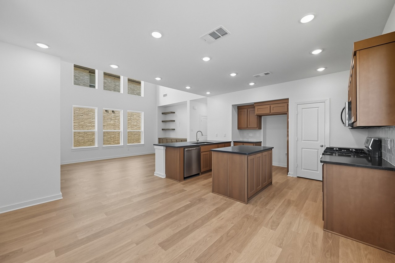 9204 Persimmon Lane Mesquite TX 75126