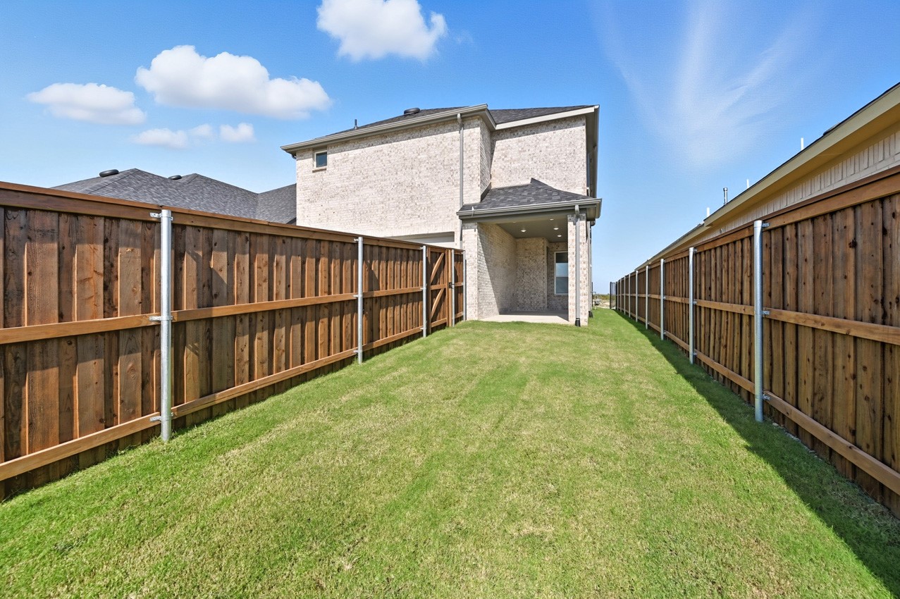 9204 Persimmon Lane Mesquite TX 75126