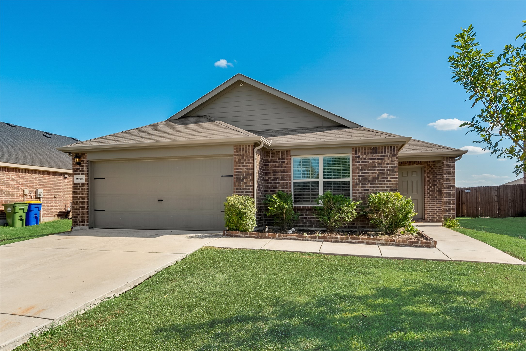 2704 Old Farm Drive Seagoville TX 75159