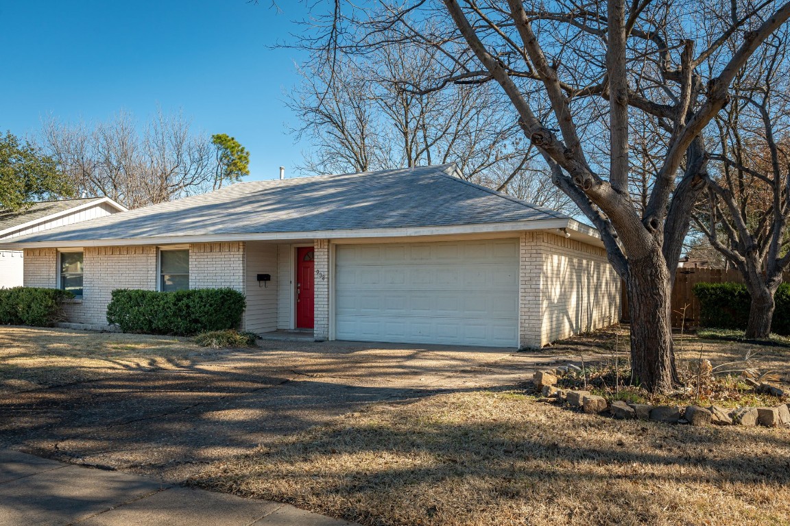 938 Westbrook Drive Garland TX 75043