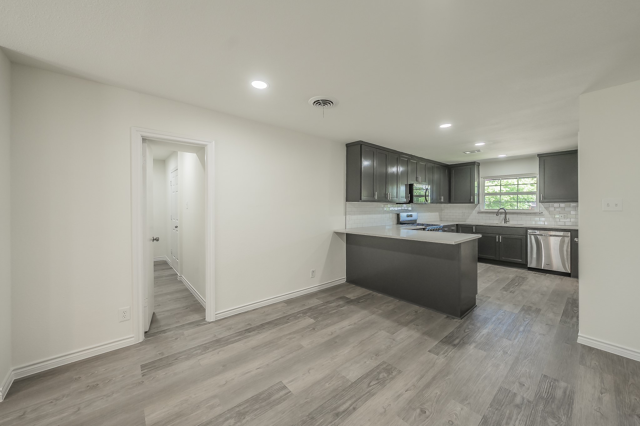 6 Honor Oak Lane Bedford TX 76022