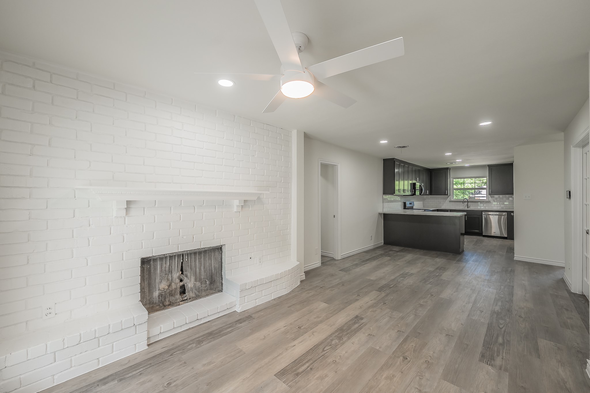 6 Honor Oak Lane Bedford TX 76022