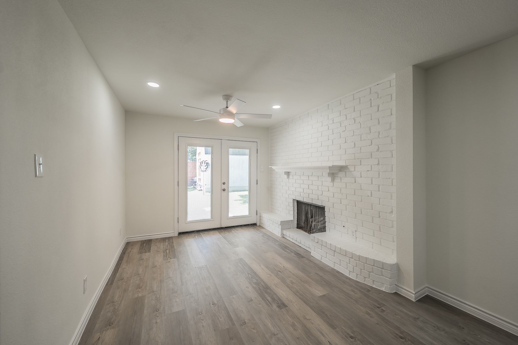 6 Honor Oak Lane Bedford TX 76022