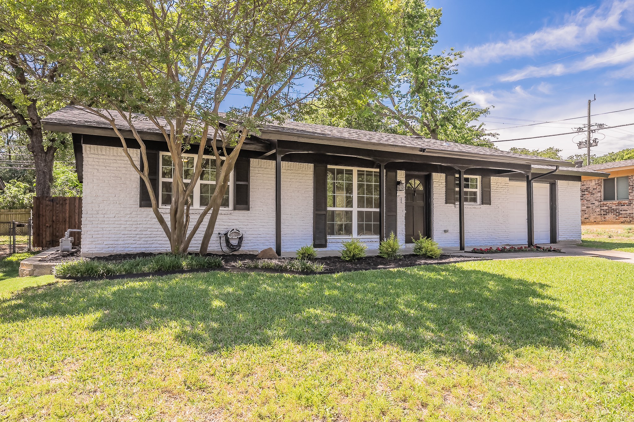 6 Honor Oak Lane Bedford TX 76022