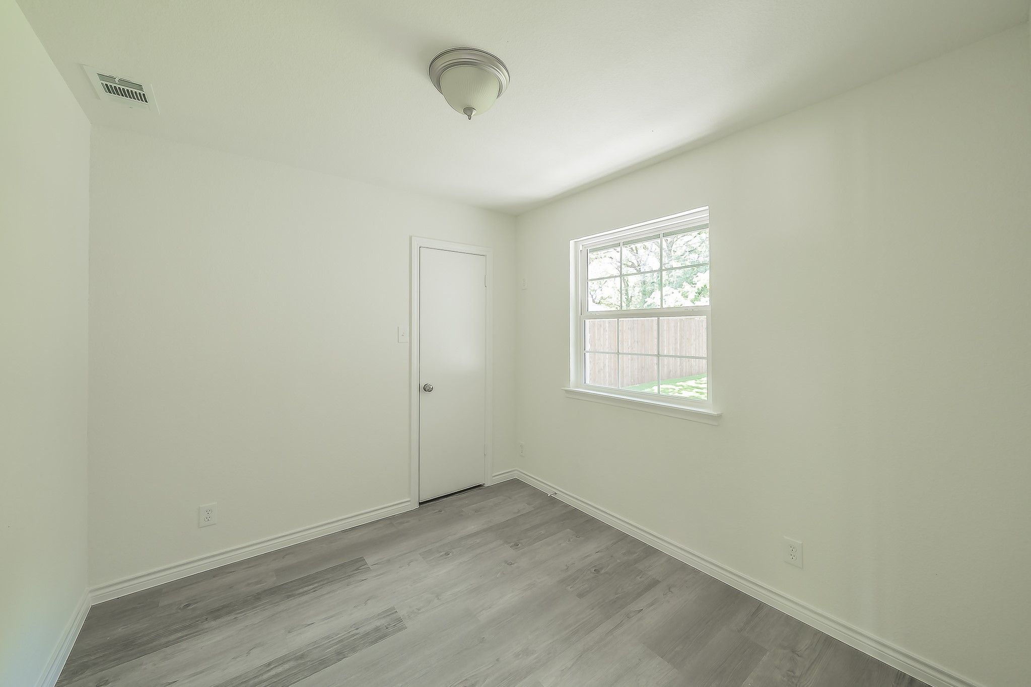 6 Honor Oak Lane Bedford TX 76022