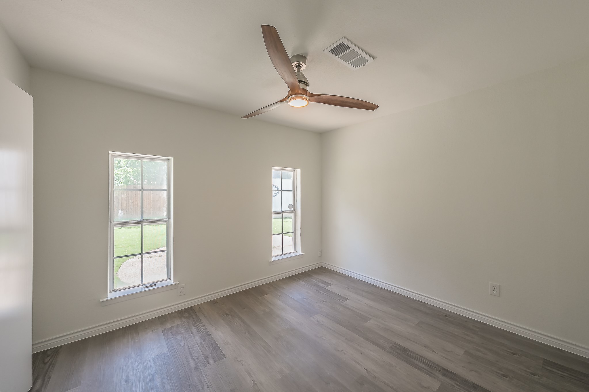 6 Honor Oak Lane Bedford TX 76022