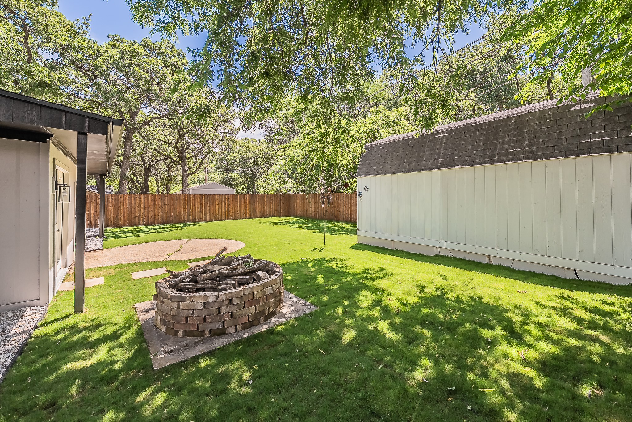 6 Honor Oak Lane Bedford TX 76022