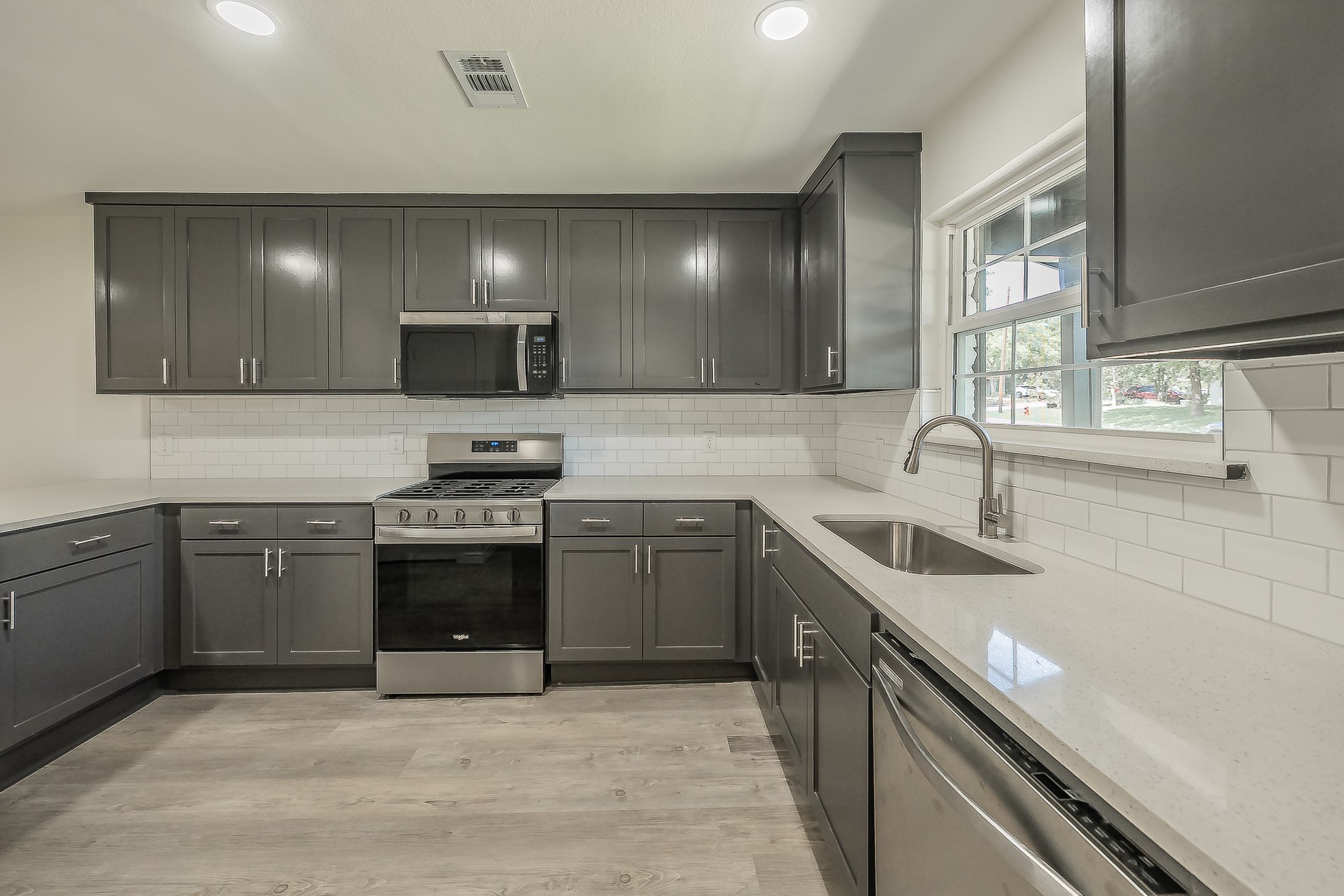 6 Honor Oak Lane Bedford TX 76022