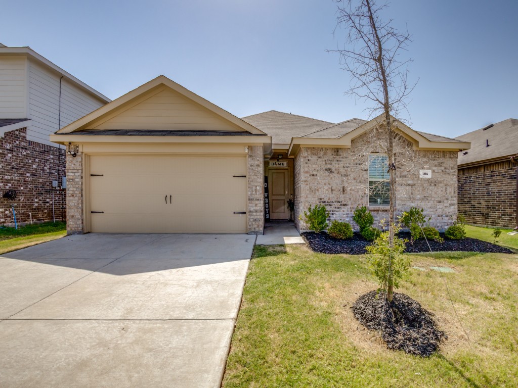 705 Darlington Oak Avenue Royse City TX 75189