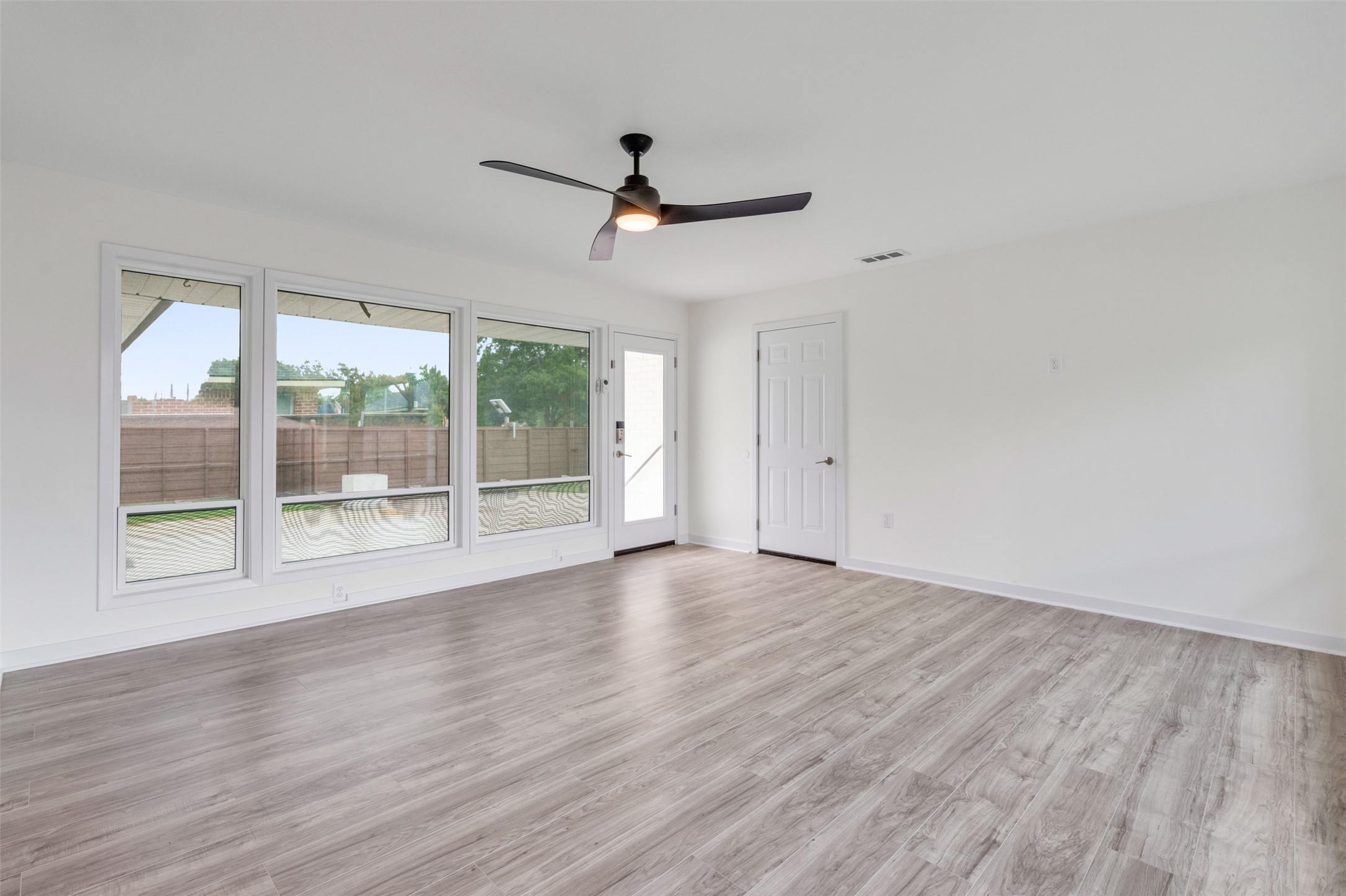 556 Summit Drive Richardson TX 75081