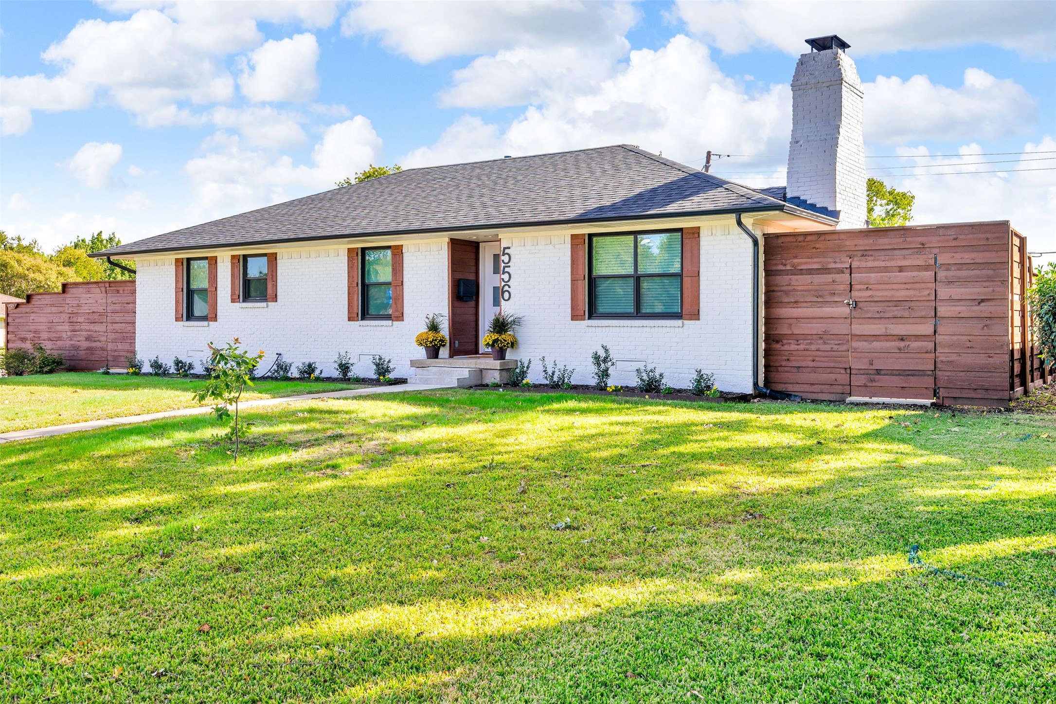 556 Summit Drive Richardson TX 75081