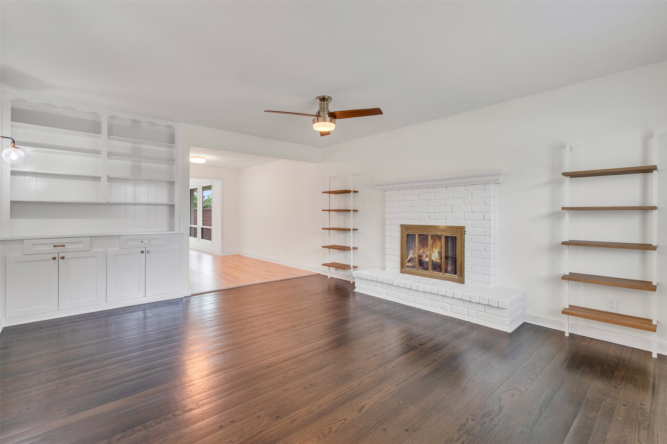 556 Summit Drive Richardson TX 75081