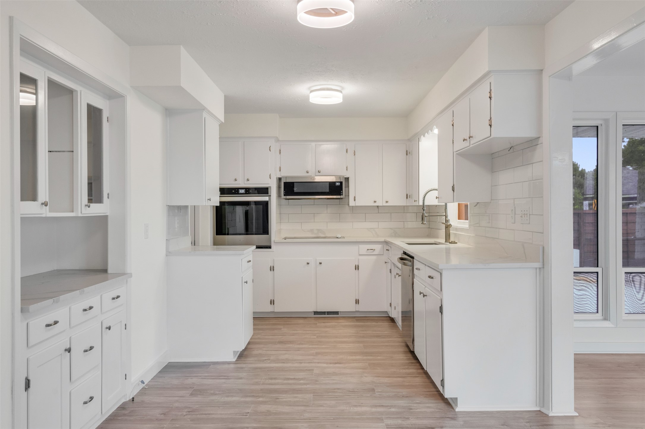 556 Summit Drive Richardson TX 75081