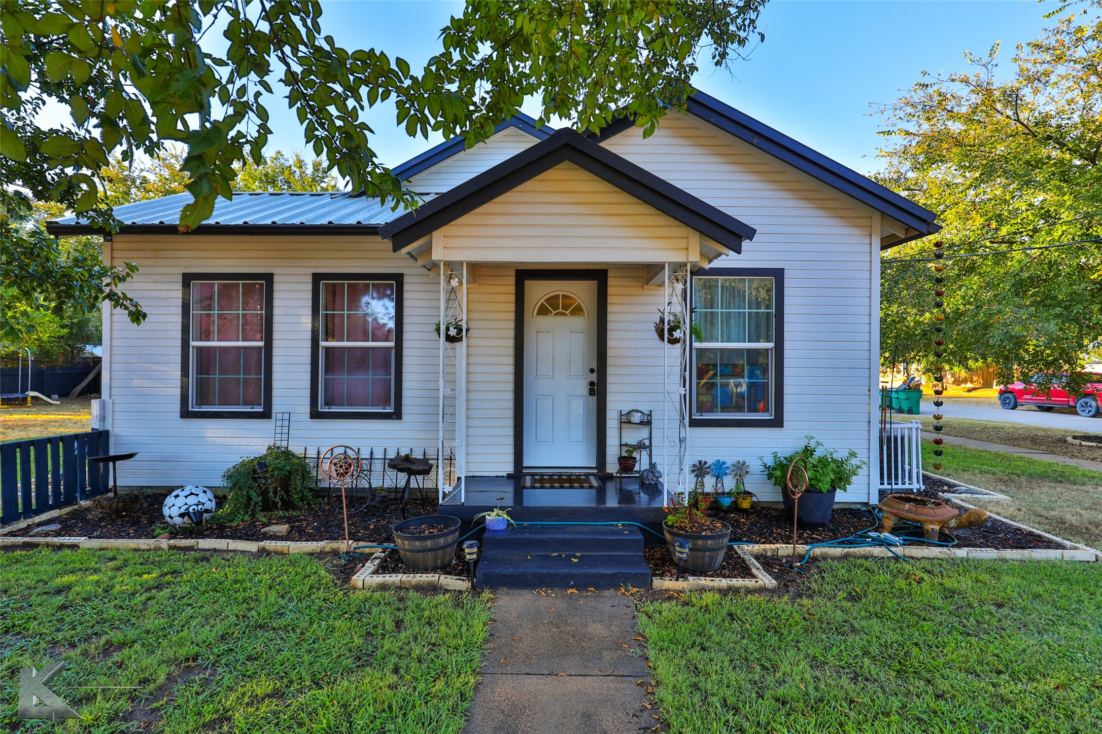 510 W Plummer Street Eastland TX 76448
