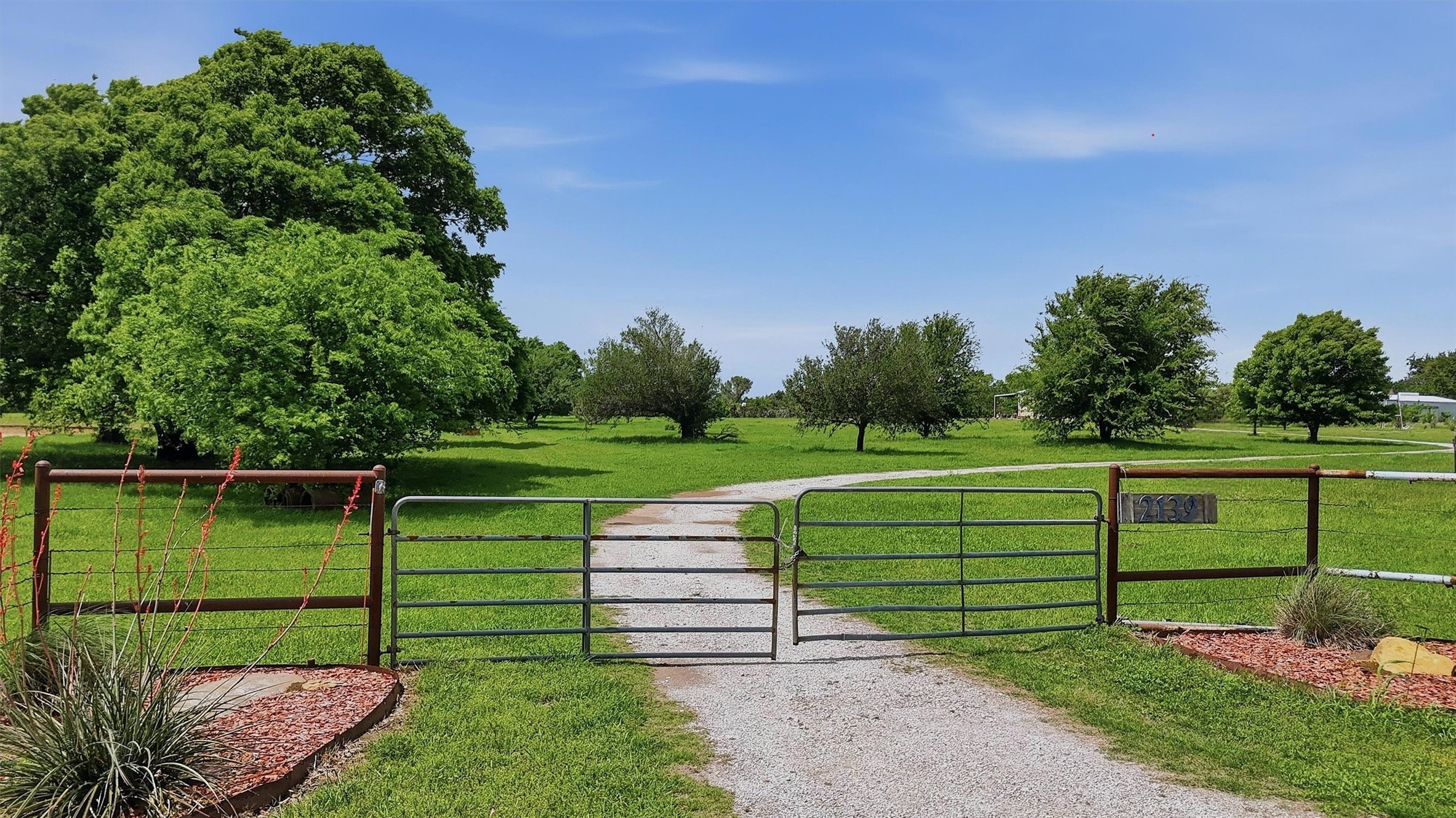 2139 Keefer Road Pottsboro TX 75076