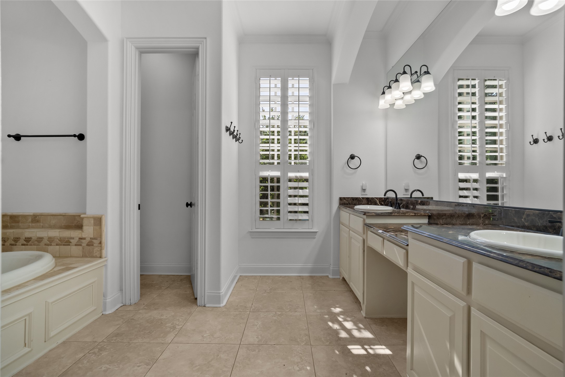 8491 Canyon Crossing Lantana TX 76226
